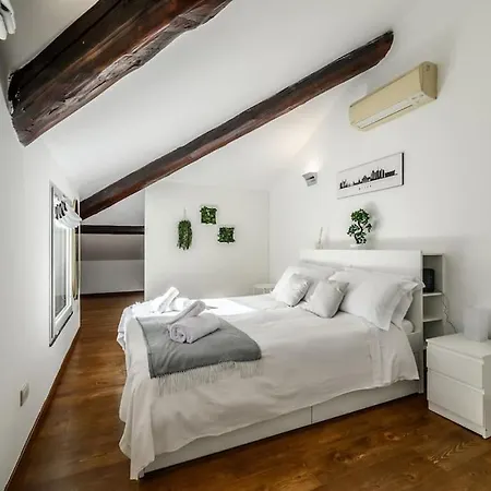 Buenos Aires' Nest - 10 Minutes From Duomo With Terrace Apartment Milan Exterior photo