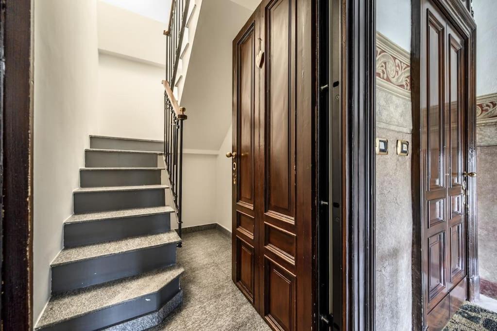 Buenos Aires' Nest - 10 Minutes From Duomo With Terrace * Milán